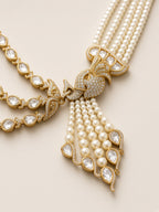 Mayur Moti Polki Pearl Necklace Set, close detail of the stone setting