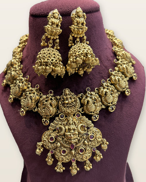 Lakshmi Mayura Temple Necklace Set, full set from the front