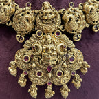 Lakshmi Mayura Temple Necklace Set, close detail of the stone setting