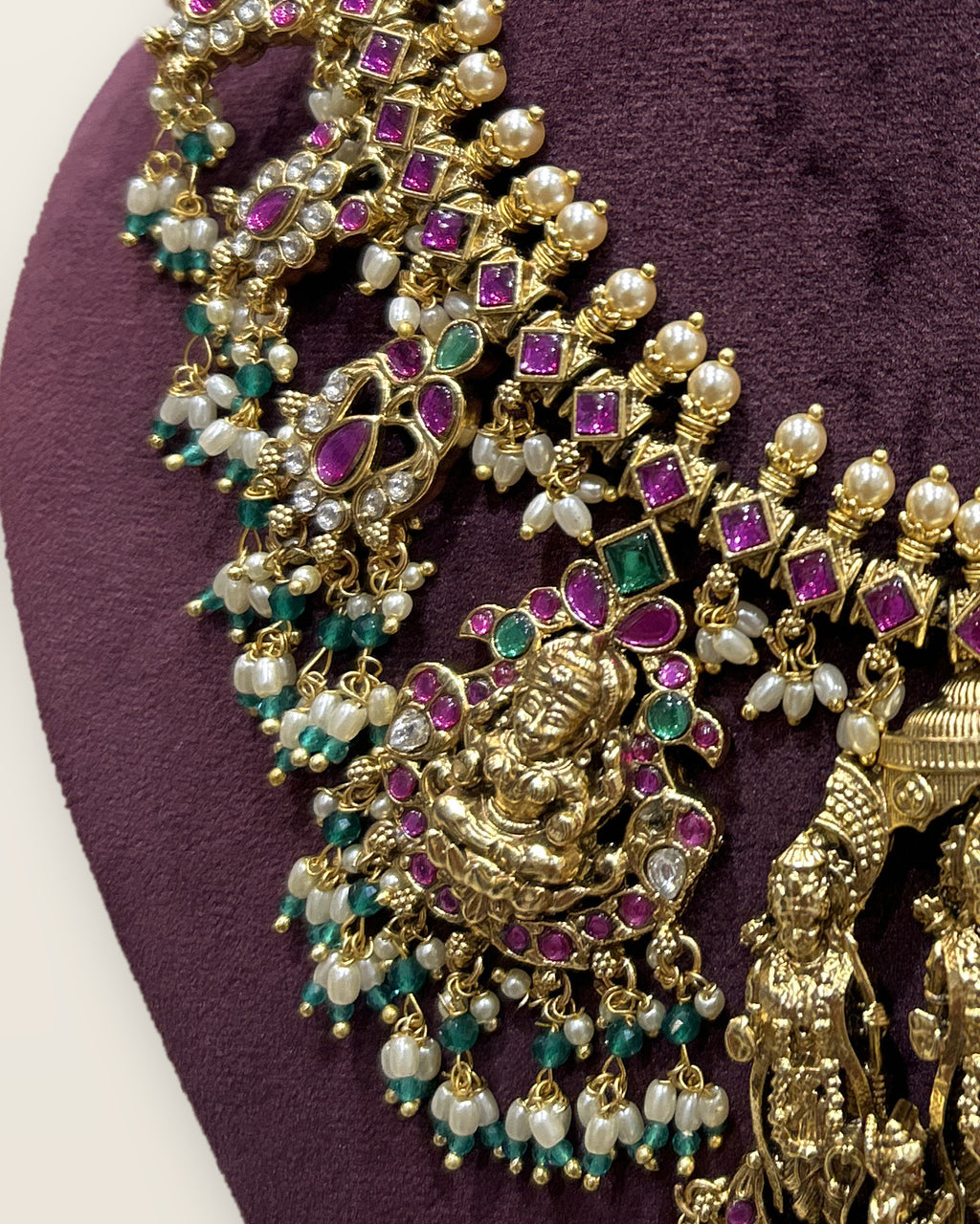 Ram Darbar Temple Necklace Set, side detail